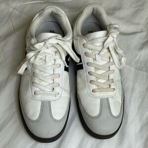 Retro sneakers pull&bear for women size 8 white/gray